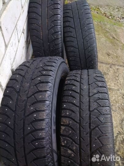 Bridgestone Ice Cruiser 7000 195/65 R15 75J