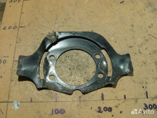 Пыльники поворотных кулаков Nissan murano 03г