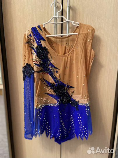 Гимнастический костюм для выступлений