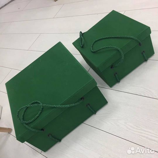Коробки бархатные