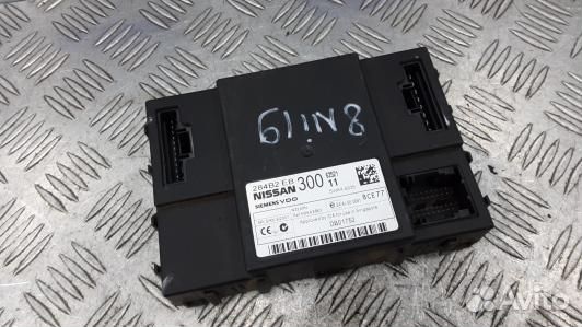 Блок комфорта nissan navara D40 (8NI19M302)