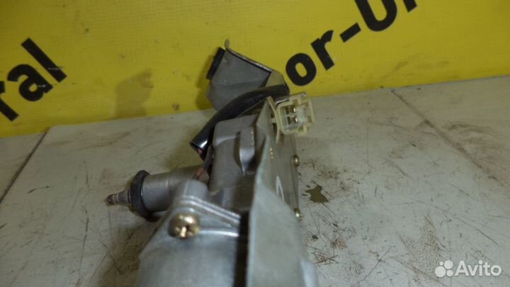 Моторчик заднего дворника Мазда фамилия