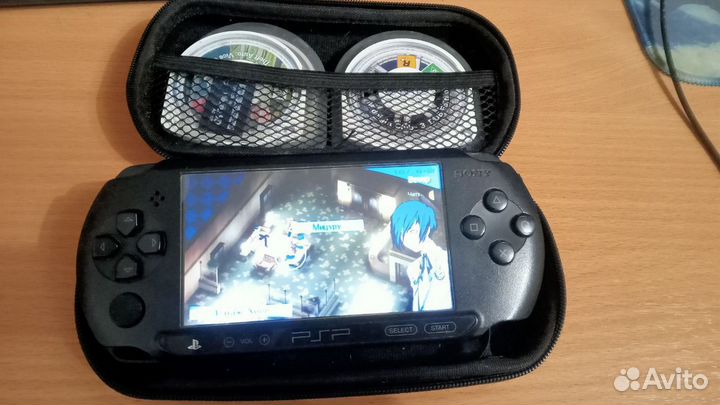 PSP E1008 Прошитая и с полным комплектом