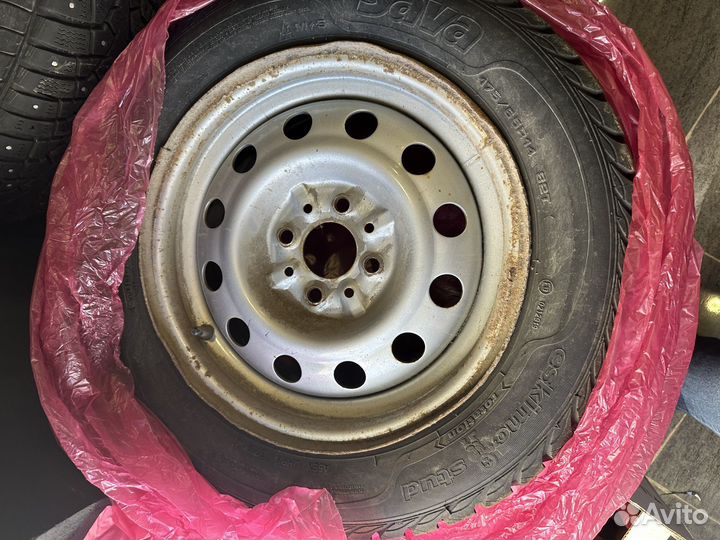 Sava Eskimo Stud 175/65 R14 82T