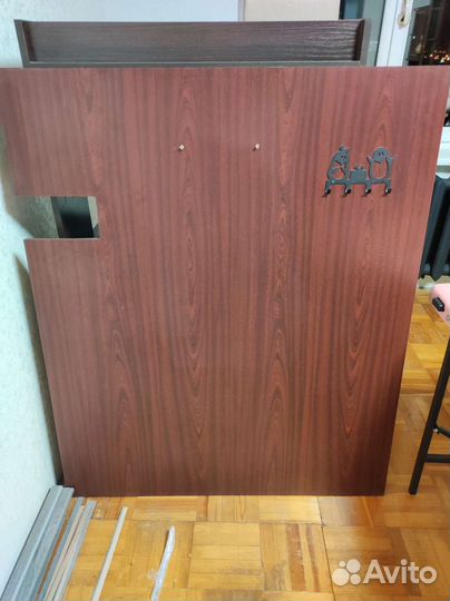 Вешалка в прихожую дерево