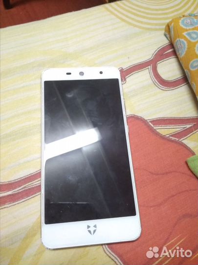 Wileyfox Swift 2 X, 3/32 ГБ