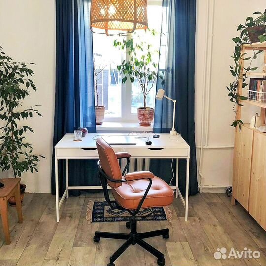 Офисное кресло IKEA натуральная кожа