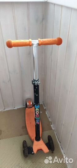 Самокат детский трехколесный