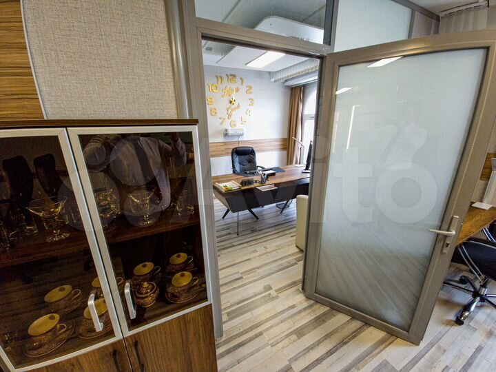 Офис с директорской в БЦ Мастер - с парковкой