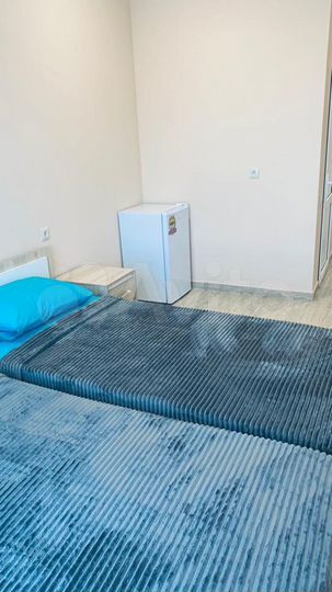 Дом 1033 м² на участке 7 сот.