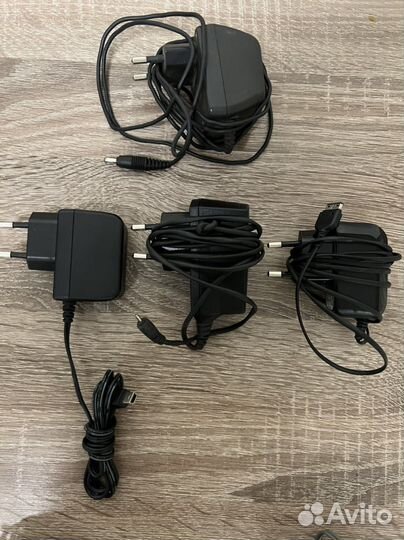 Зарядное устройство