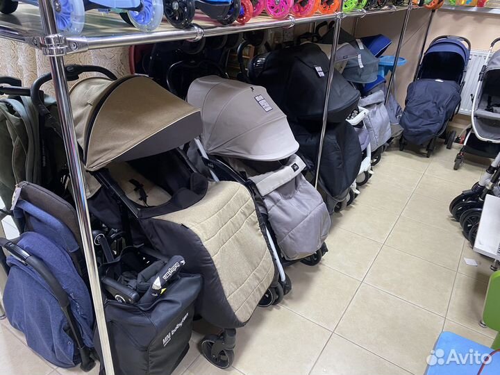 Коляска прогулочная