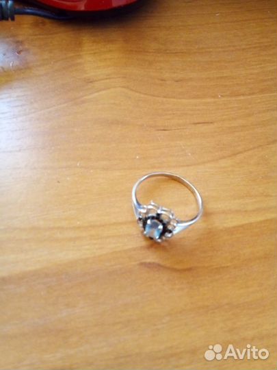 Серебряное кольцо
