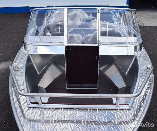 Новая лодка для рыбалки Wyatboat 430 DCM