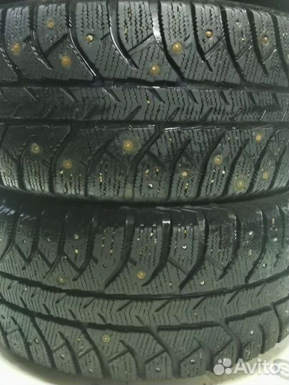 Bridgestone Ice Cruiser 7000 225/60 R17