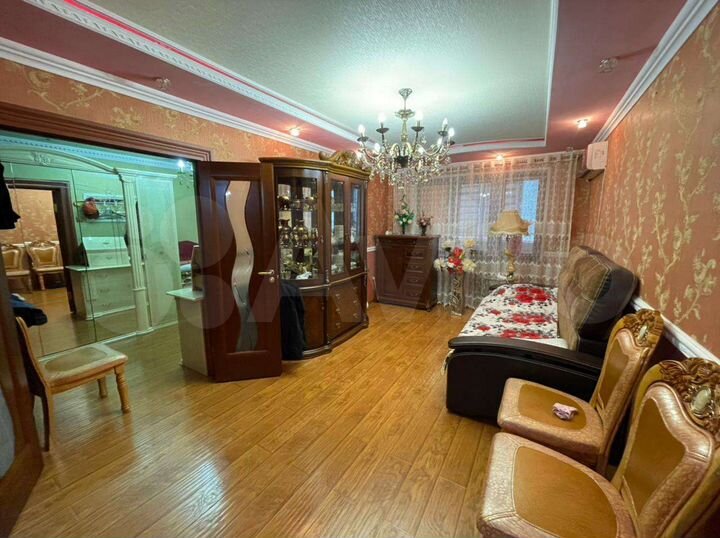 3-к. квартира, 80 м², 2/5 эт.