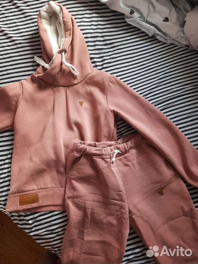 Спортивный костюм женский