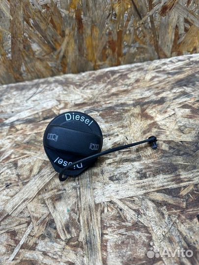 Крышка топливного бака Audi Q7 4L 3.0 BUG