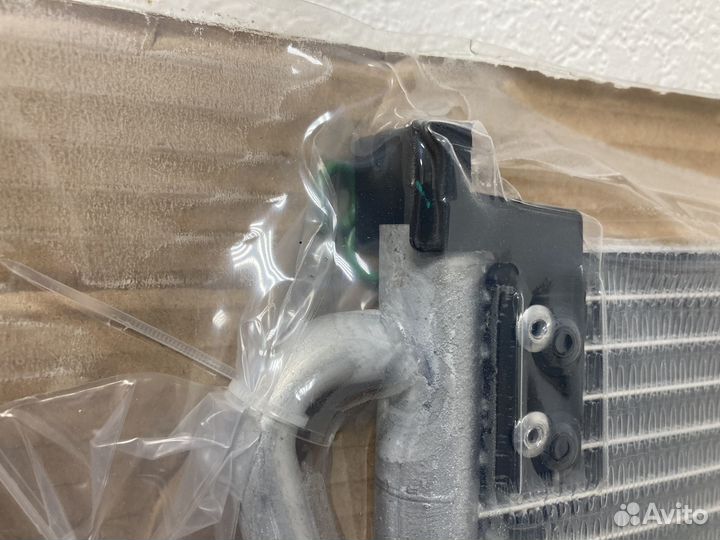 Радиатор кондиционера Форд Эскейп 00