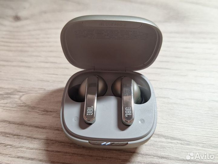 Блютуз наушники JBL