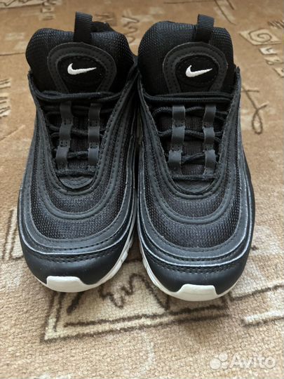 Кроссовки Nike