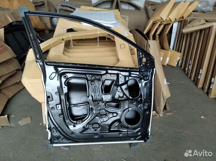 Дверь передняя левая Geely Coolray