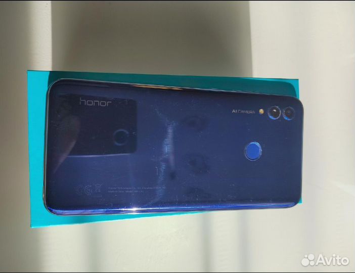 Телефон Honor 10 Lite 4/64 gb
