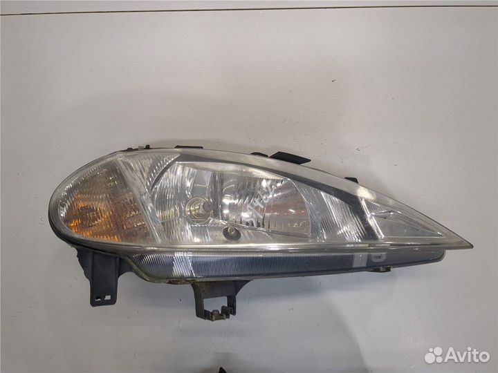 Фара (передняя) Renault Megane, 2001