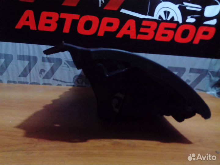 Бардачок на Skoda octavia a5 дорест