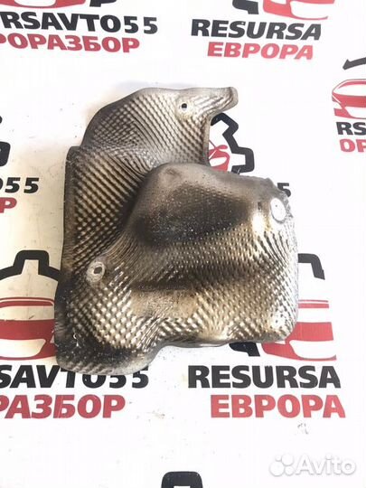 Тепловой экран Audi A4 B8 2.0T cdnc 2009