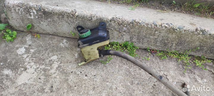 Бачок гур Ауди 80 Б3