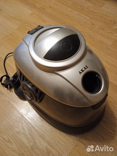 Пылесос Akai