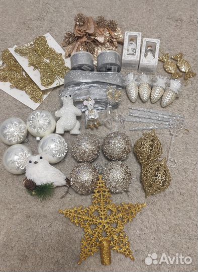 Елочные игрушки