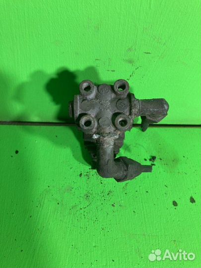 Электромагнитный клапан scania R420