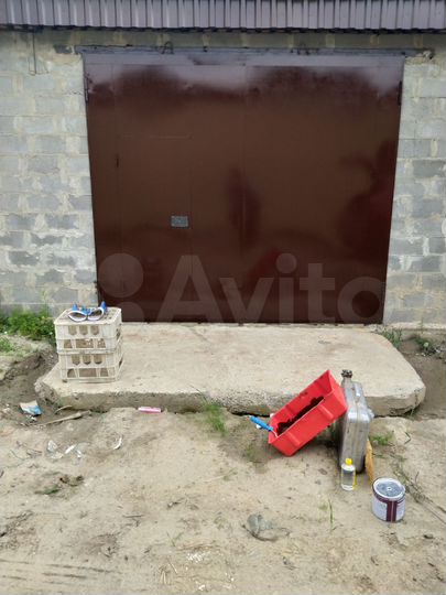 Гараж, > 30 м²