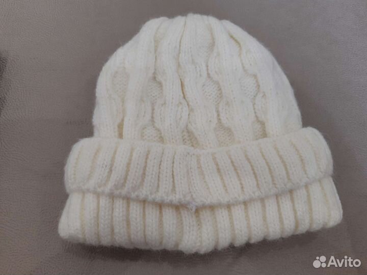 Шапка женская вязаная