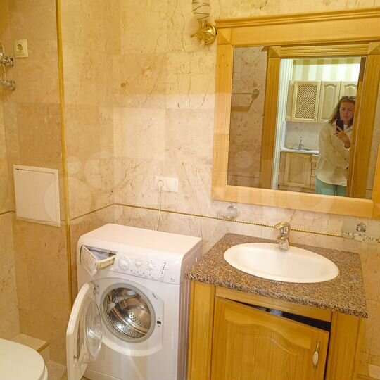 2-к. квартира, 60 м², 9/12 эт.