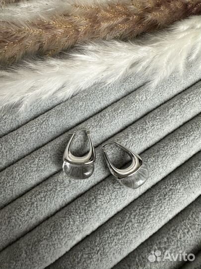 Трендовые серьги капля