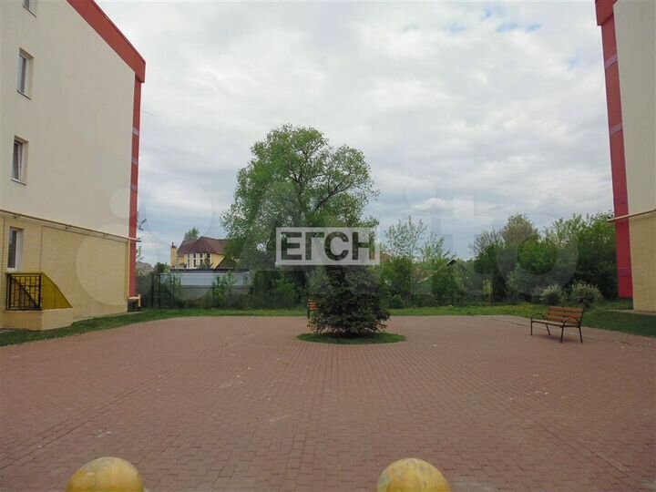 3-к. квартира, 78 м², 1/4 эт.