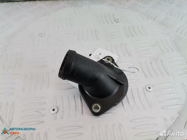 Корпус термостата Audi A6 4B/C5 1999 048121121B