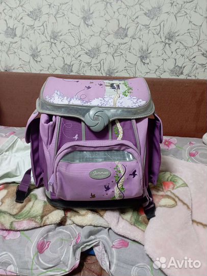 Рюкзак для девочки школьный Б.У