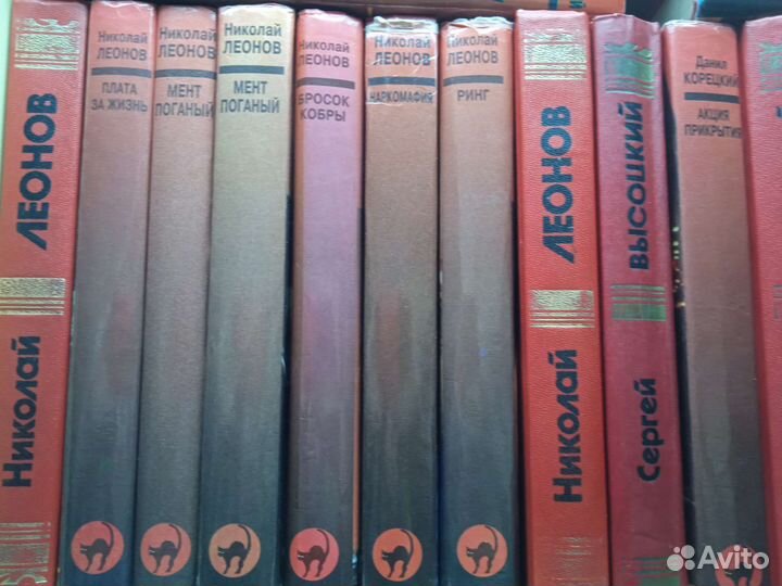 Детективы для взрослых и детей. Книги