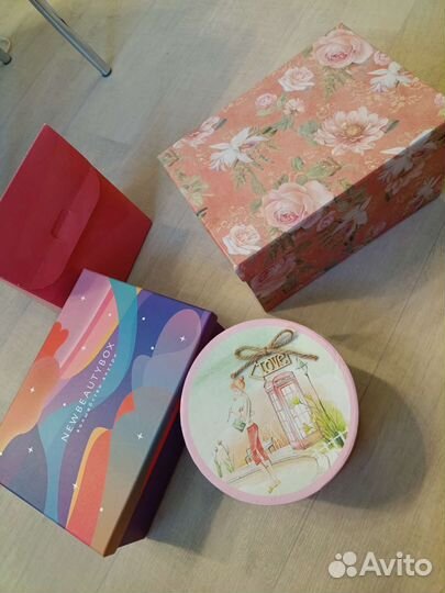 Подарочные коробки