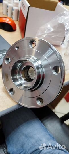 Ступица передняя Skoda Octavia A5 / A7