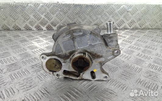 Насос вакуумный audi Q5 (LKR08KX01)