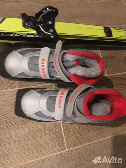 Лыжи+ботинки+лыжные палки