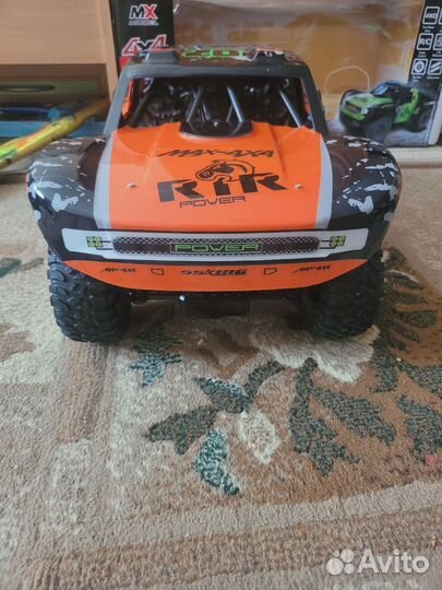 Машинка на радиоуправлении большая