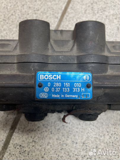 Топливная рампа vw passat b3 b4 0280151010