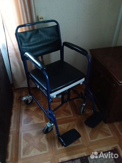 Кресло стул санитарный