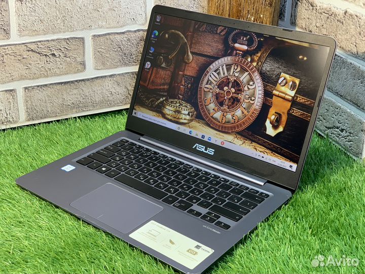 Ультрабук металл Asus i3-7100/Ram4Gb/ssd120gb